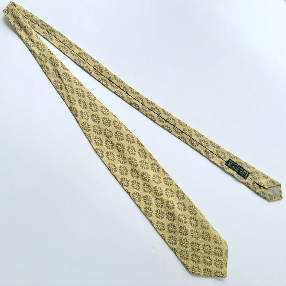 Vintage Giorgio Armani Cravatte Silk Tie Made in Italy Golden Olive Khaki